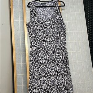 Elegant Black and White Patterned Dress. Like New.